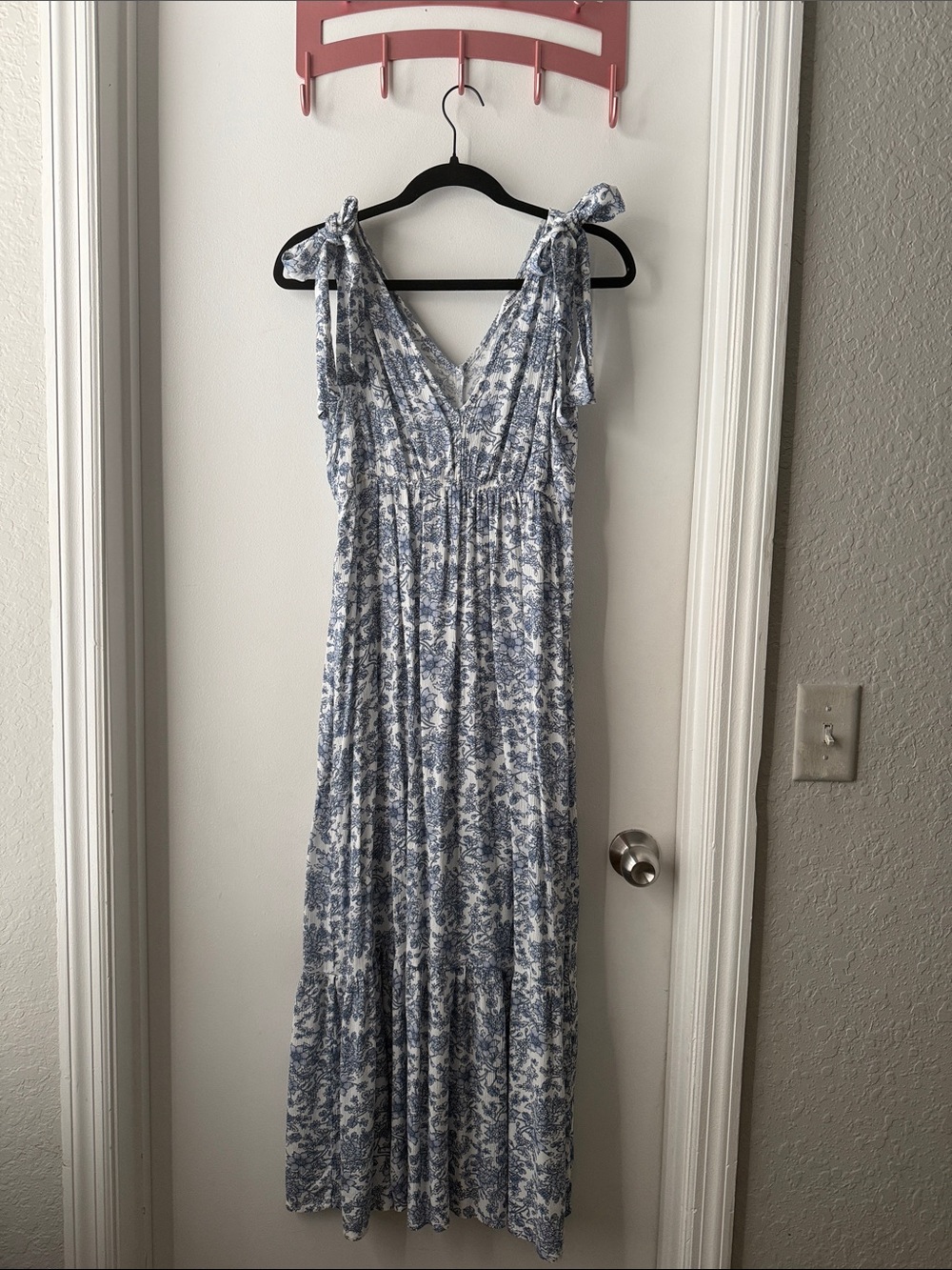 Charlotte Russe Blue and White Floral Tie-Shoulder Maxi Dress